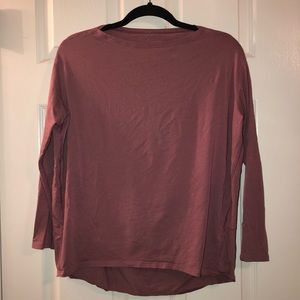 Lululemon long sleeve T-shirt